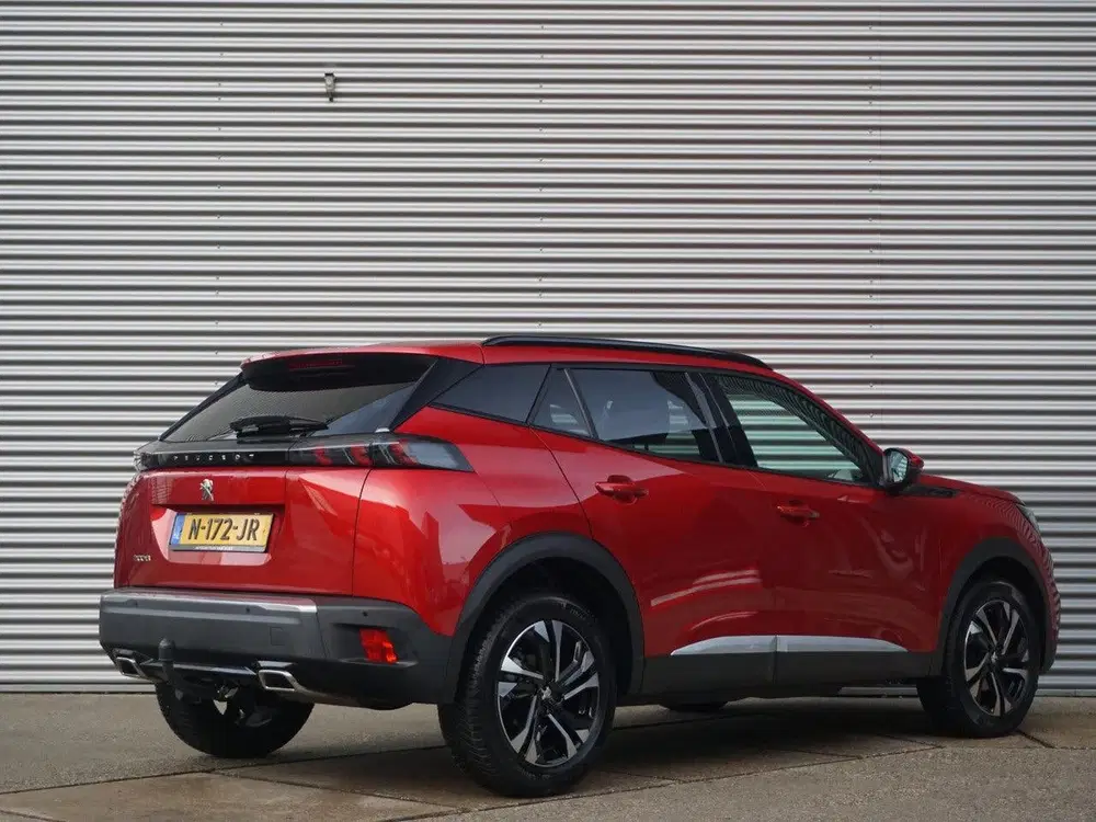 Peugeot 2008 1.2 TURBO Allure uit 2021, foto 2