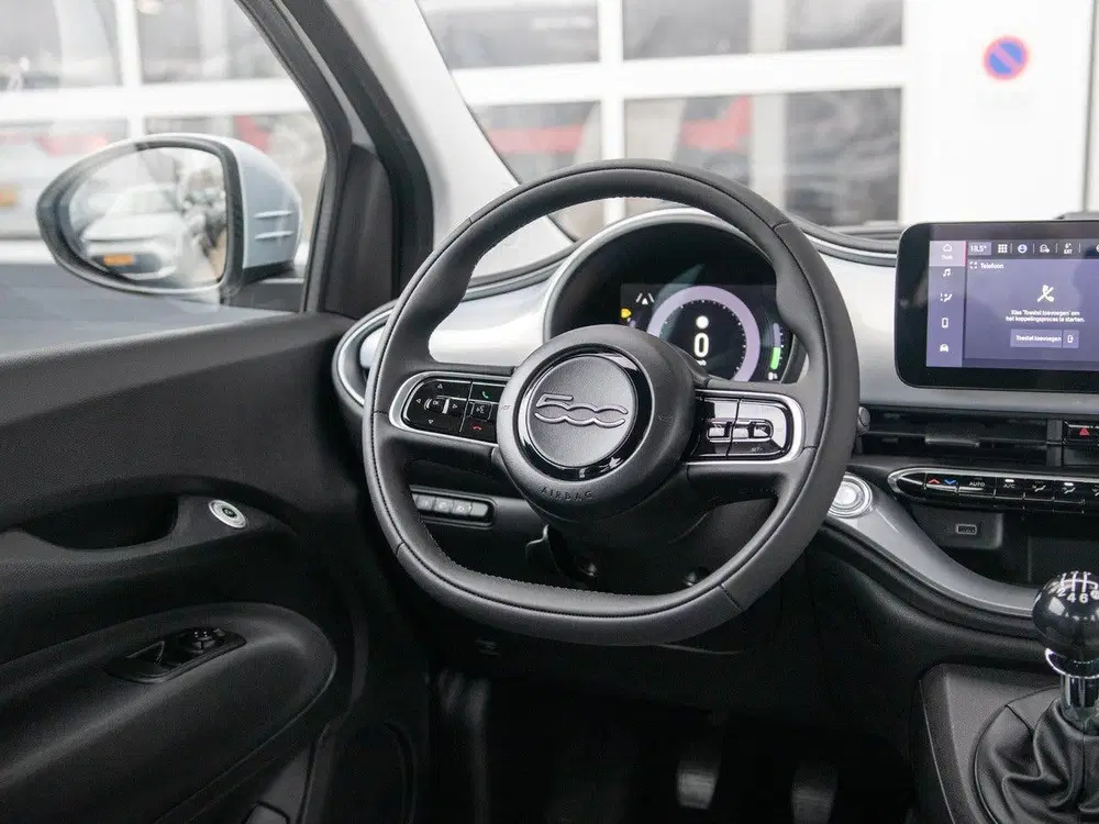 Fiat 500 Hybrid Torino Launch Edition uit 2026, foto 14