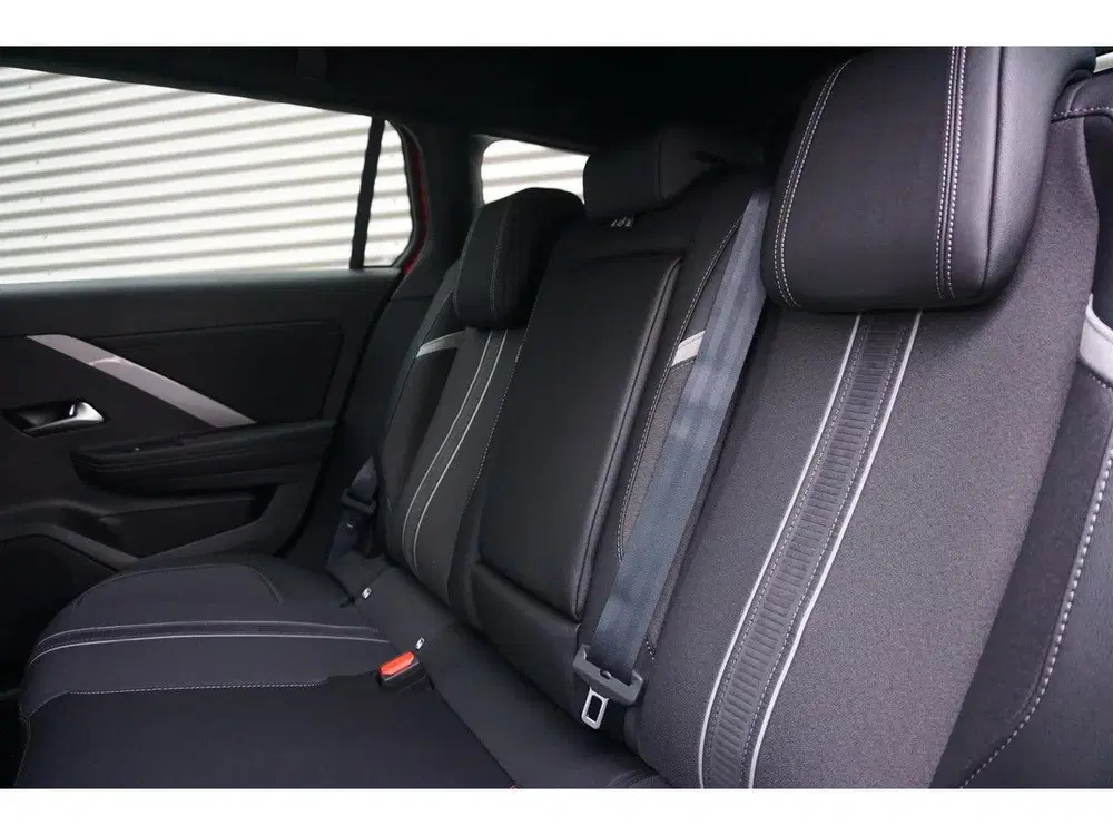 Opel Astra Sports Tourer 1.2 Turbo GS 360 Camera uit 2023, foto 15