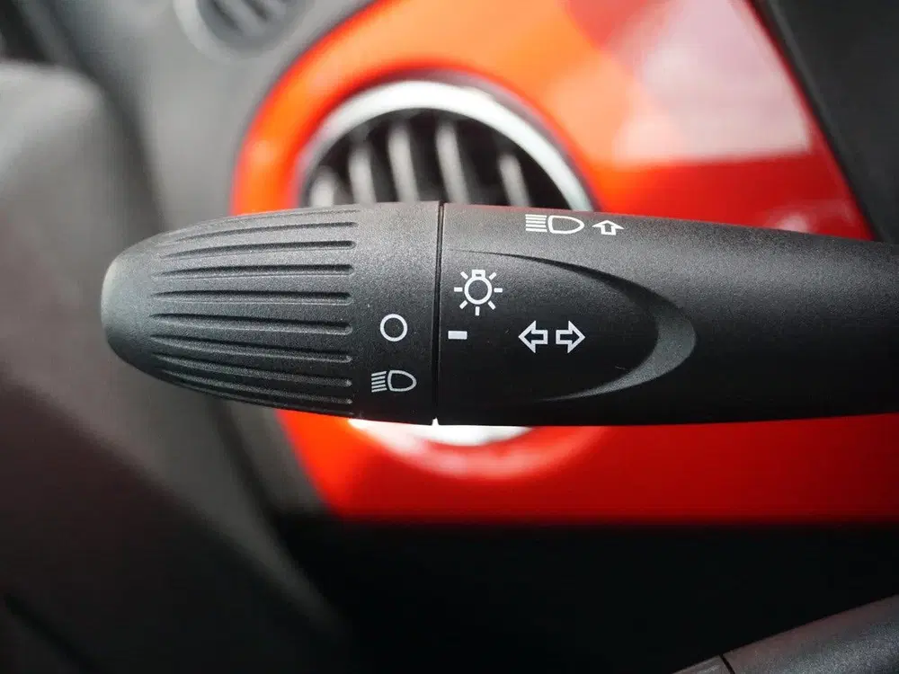 Fiat 500 1.0 Hybrid RED Panoramadak (bj 2022) uit 2022, foto 15