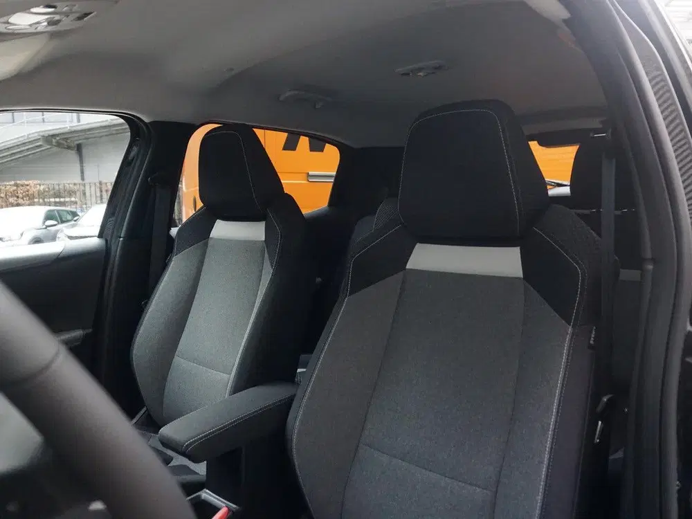 Opel Frontera 1.2 Turbo Hybrid GS Winterpakket (bj 2026) uit 2026, foto 7