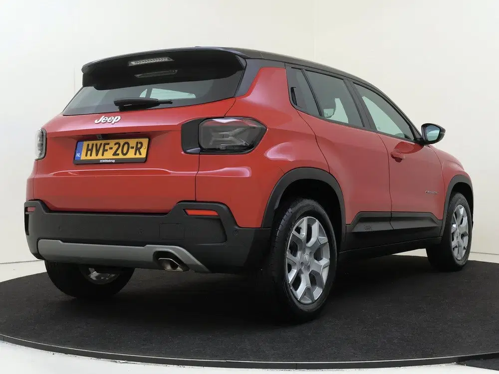 Jeep Avenger 1.2 100PK e-Hybrid Altitude Camera uit 2025, foto 11