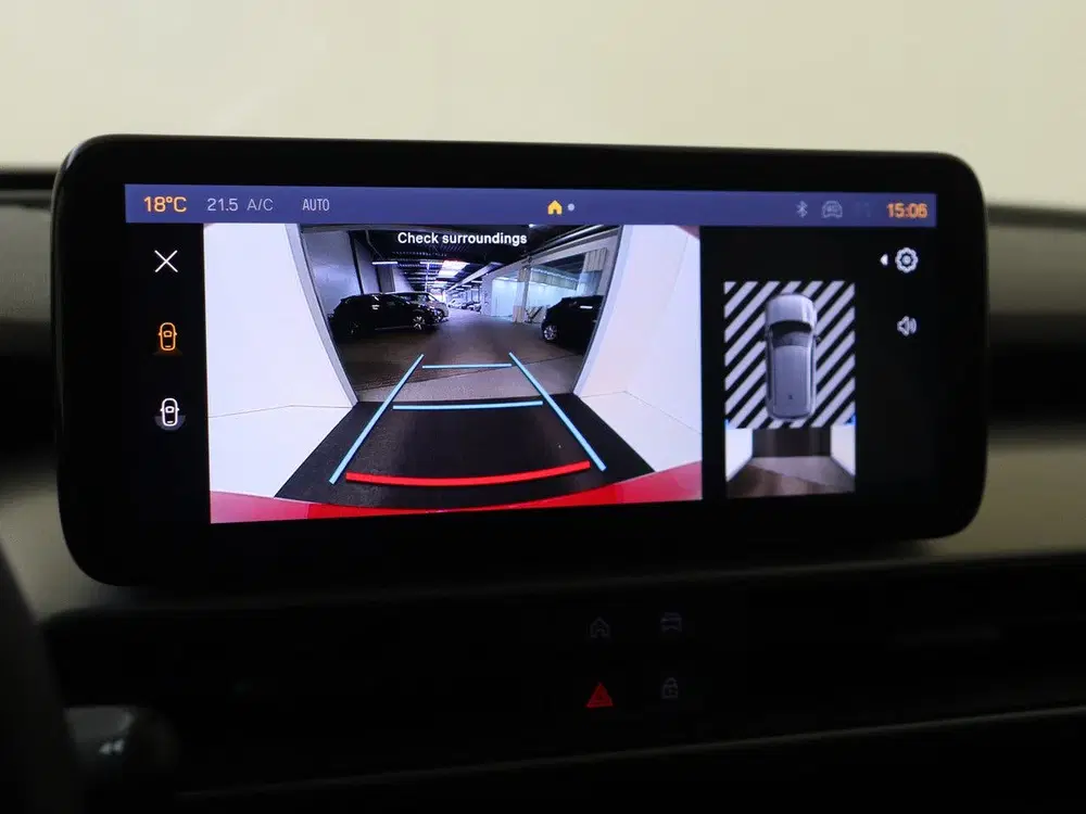 Jeep Avenger 1.2 100PK e-Hybrid Altitude Camera uit 2025, foto 14