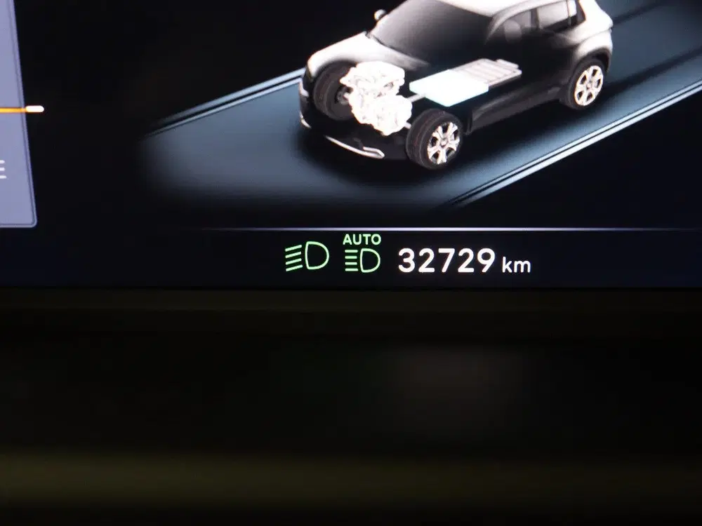 Jeep Avenger 1.2 100PK e-Hybrid Altitude Camera uit 2025, foto 9