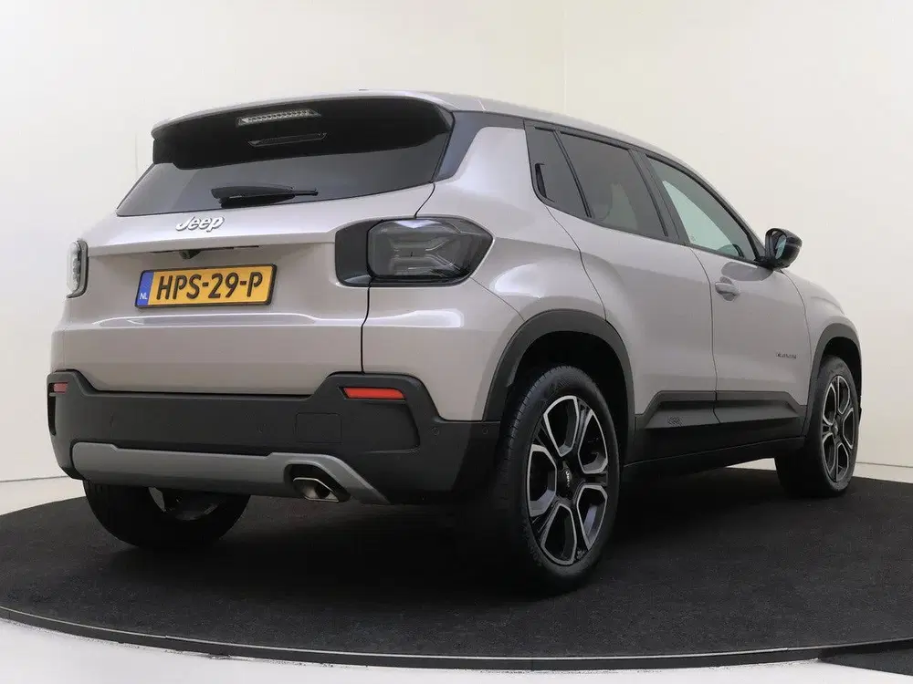 Jeep Avenger 1.2 e-Hybrid Altitude uit 2025, foto 11