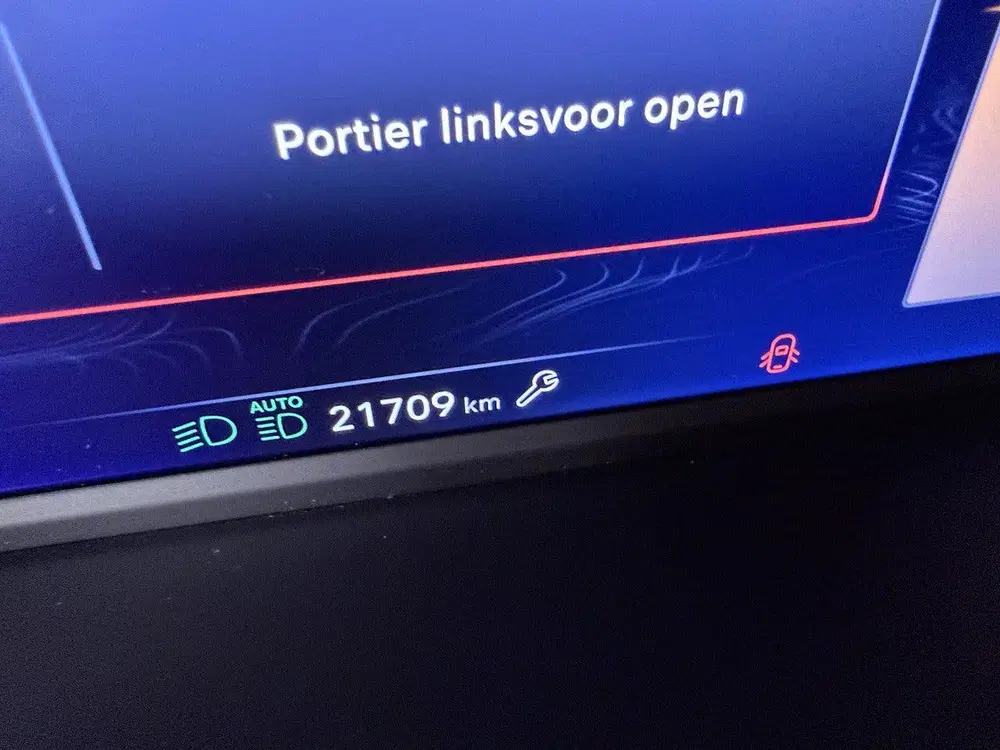 Jeep Avenger 1.2 e-Hybrid Altitude uit 2025, foto 9
