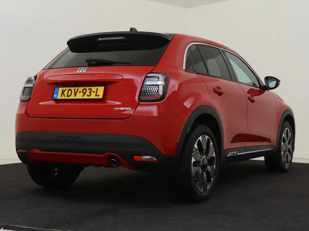 Fiat 600 1.2 Hybrid La Prima Navigatie uit 2025, foto 11