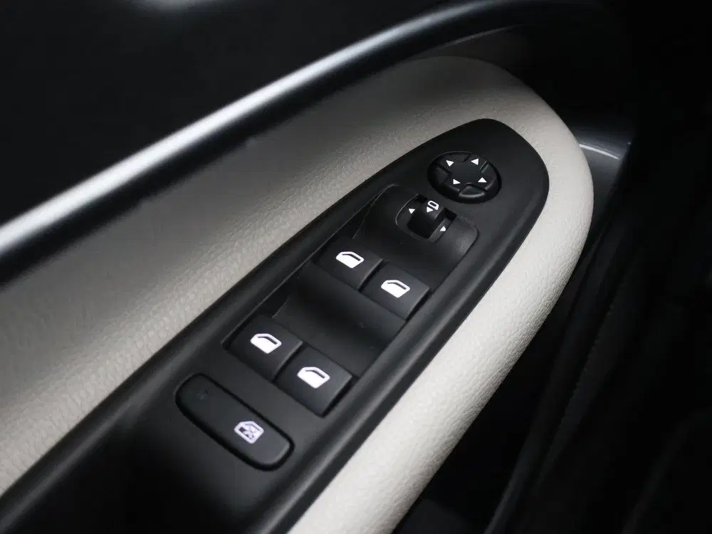 Fiat 600 1.2 Hybrid La Prima Navigatie uit 2025, foto 9