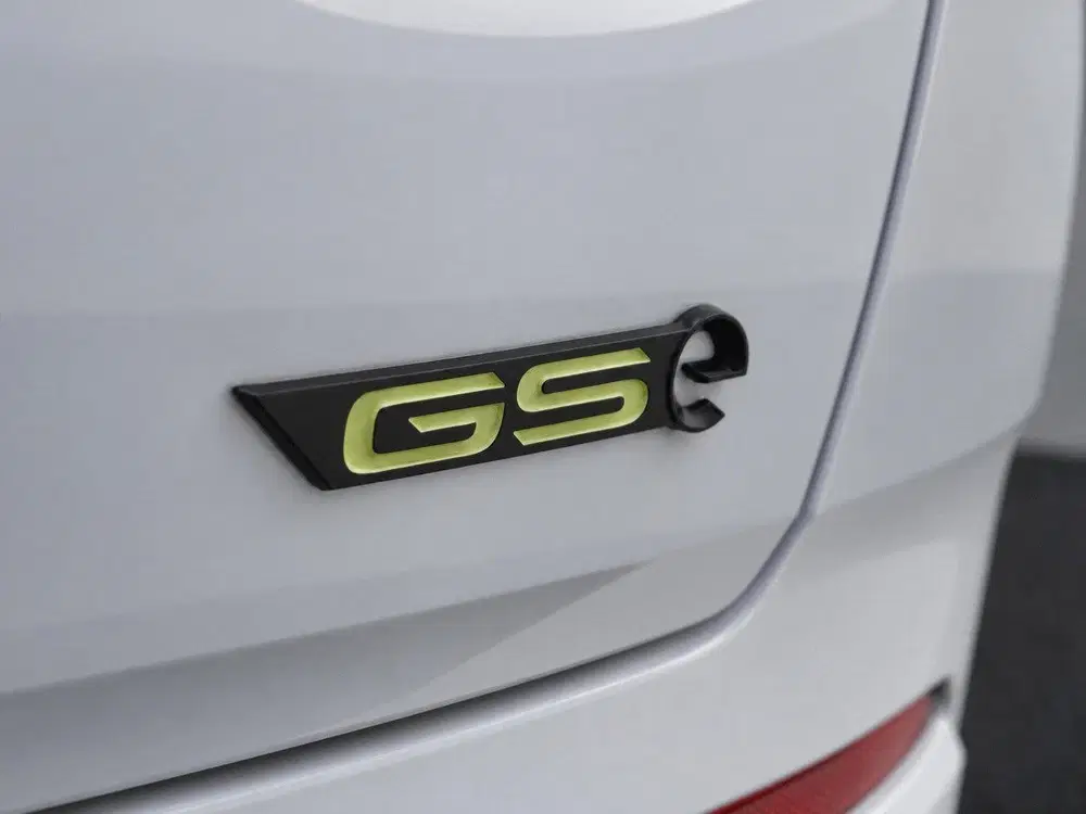 Opel Grandland 1.6 Turbo Plug-In Hybrid 4x4 GSe Slechts 2 uit 2023, foto 11