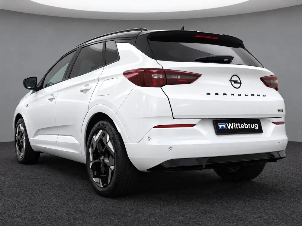 Opel Grandland 1.6 Turbo Plug-In Hybrid 4x4 GSe Slechts 2 uit 2023, foto 5