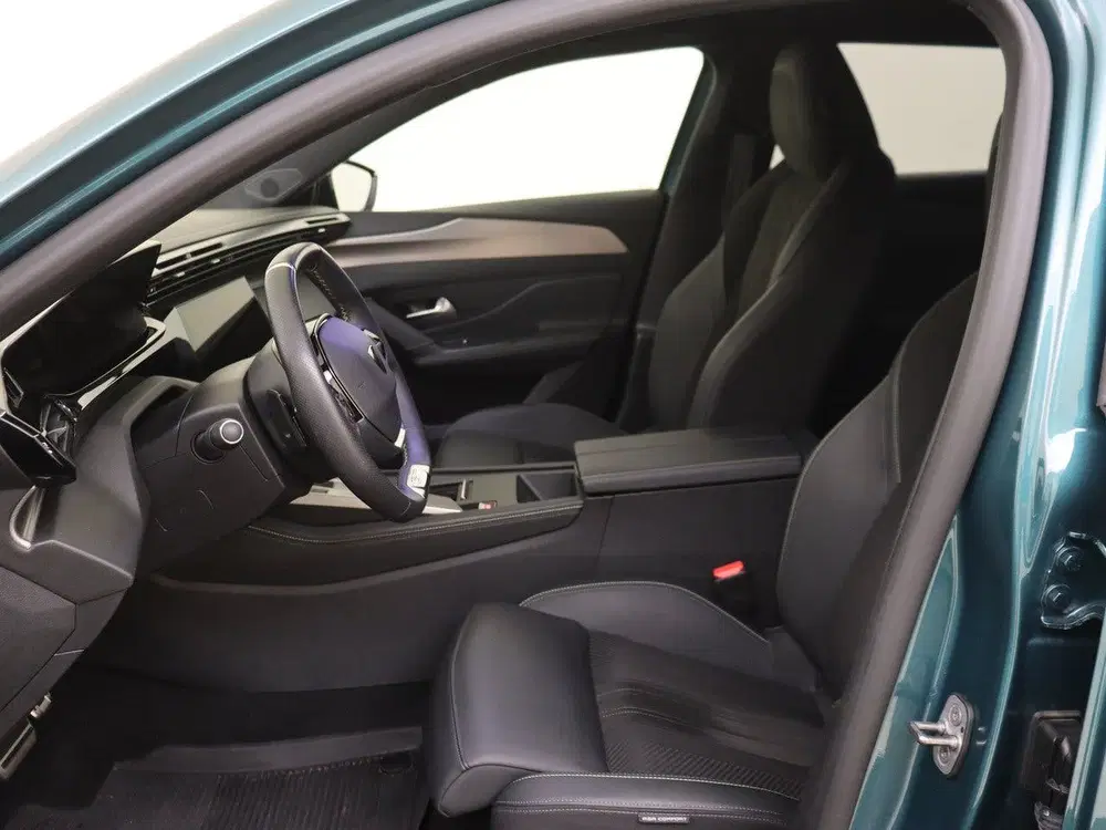Peugeot 308 SW 1.6 Plug-in Hybrid 180 GT PHEV uit 2024, foto 10