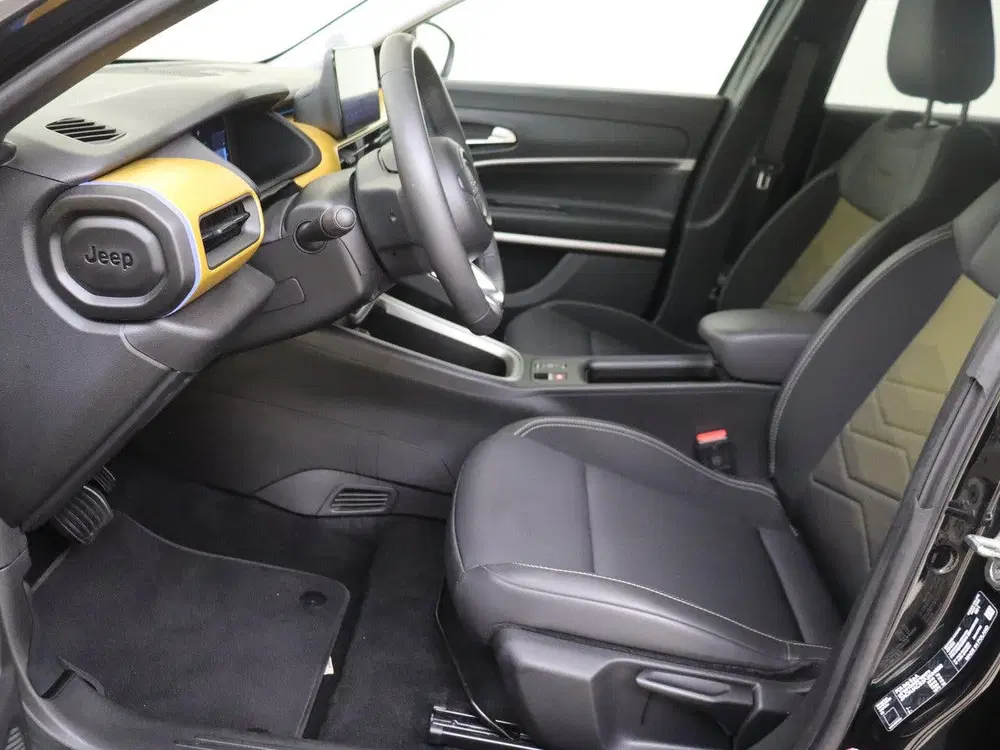 Jeep Avenger Summit 54 kWh 54 kWh uit 2024, foto 10