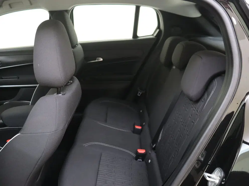 Fiat 600 1.2 Hybrid Urban Hybrid uit 2025, foto 12