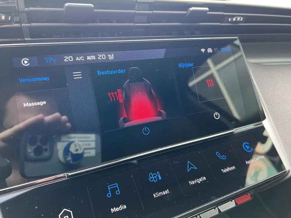 Peugeot 408 1.6 HYbrid 225 EAT8 Automaat GT uit 2025, foto 13