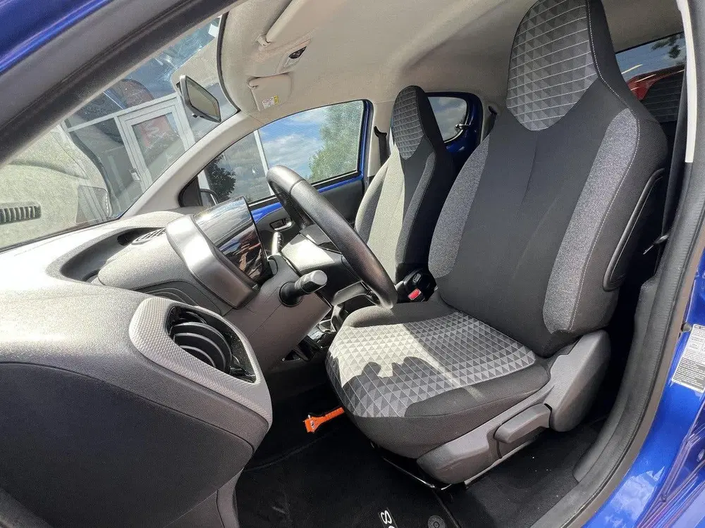 Peugeot 108 1.0 e-VTi 72 pk Allure 5 deurs uit 2021, foto 12