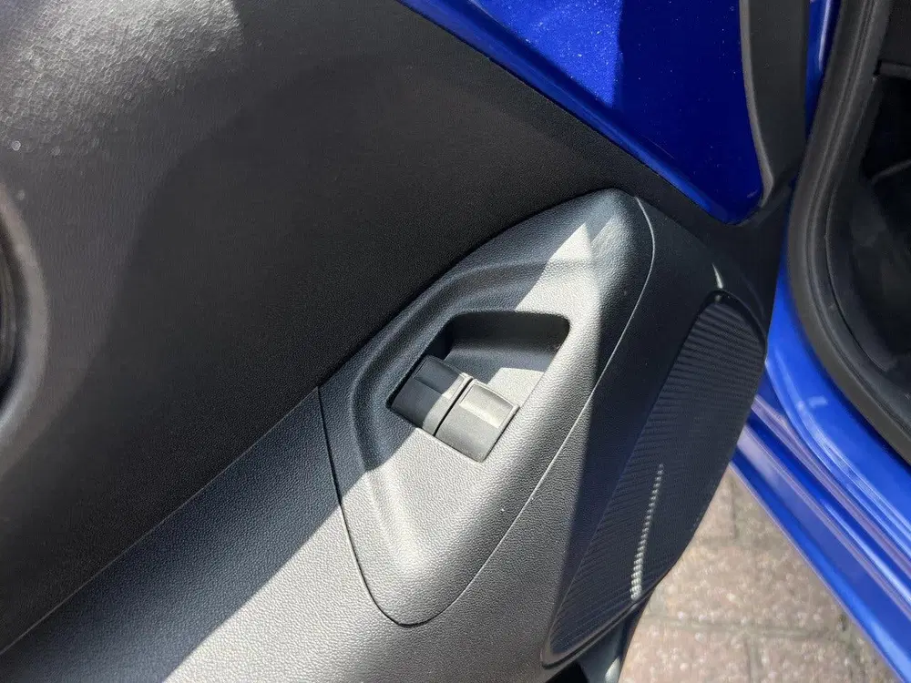Peugeot 108 1.0 e-VTi 72 pk Allure 5 deurs uit 2021, foto 14