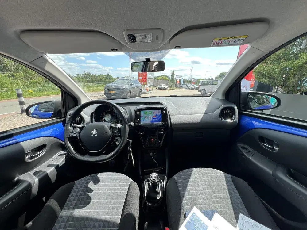 Peugeot 108 1.0 e-VTi 72 pk Allure 5 deurs uit 2021, foto 8