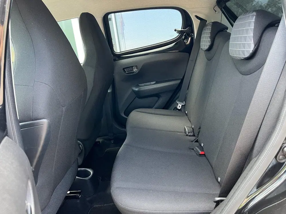 Peugeot 108 1.0 e-VTi 72pk Allure 5 deurs uit 2021, foto 7
