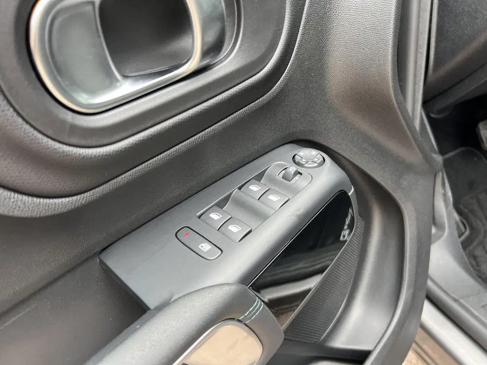 Citroën C5 Aircross 1.2 Hybrid 145 Plus Automaat (bj 2025) uit 2025, foto 15