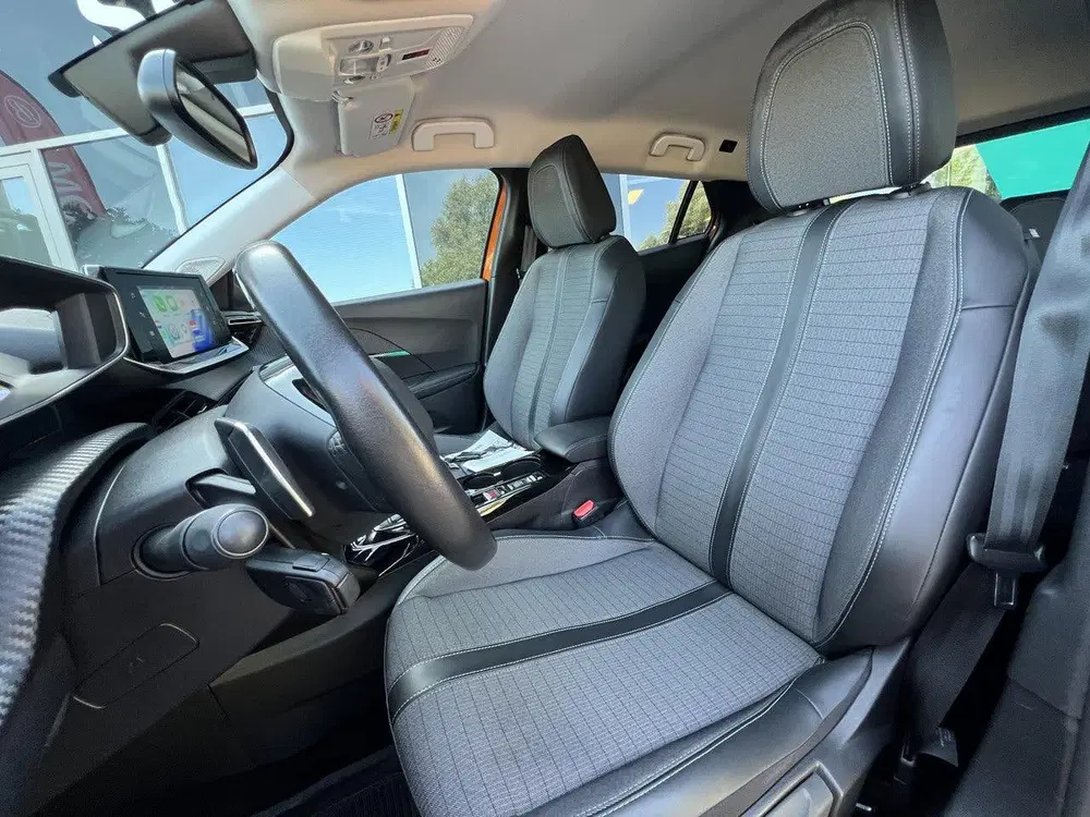 Peugeot 2008 1.2 Turbo 130pk Allure Pack Automaat (bj 2 uit 2021, foto 11
