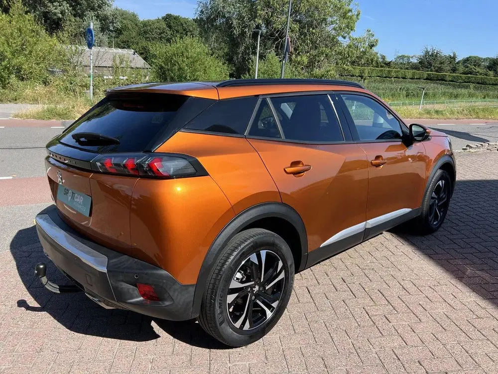 Peugeot 2008 1.2 Turbo 130pk Allure Pack Automaat (bj 2 uit 2021, foto 4