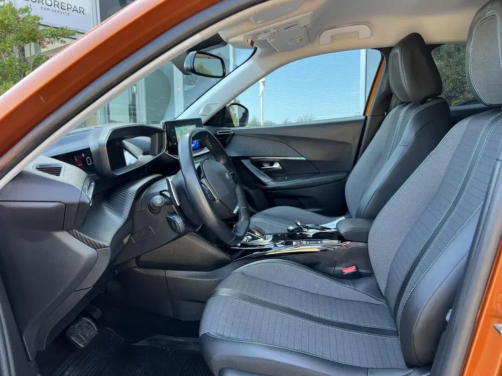 Peugeot 2008 1.2 Turbo 130pk Allure Pack Automaat (bj 2 uit 2021, foto 6