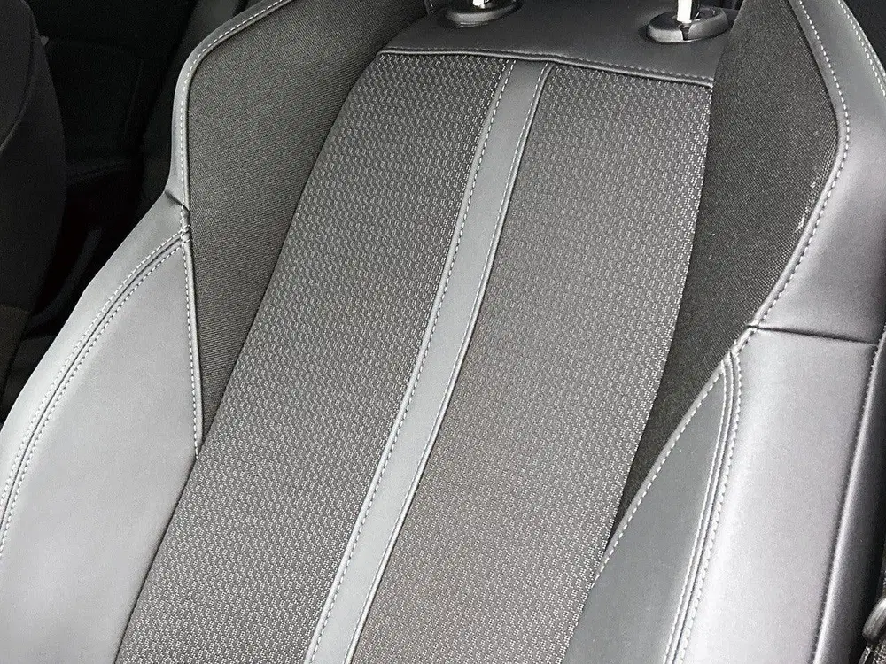 Peugeot 3008 Hybrid 145pk Automaat GT uit 2024, foto 13