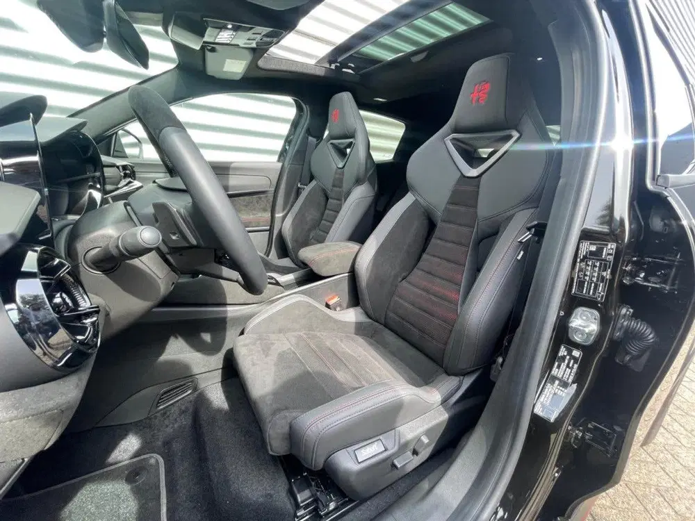 Alfa Romeo Junior 1.2 Turbo Hybrid 4WD Ibrida Q4 uit 2025, foto 13