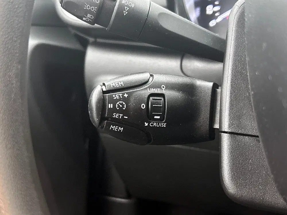 Citroën C3 83 pk Shine uit 2021, foto 6