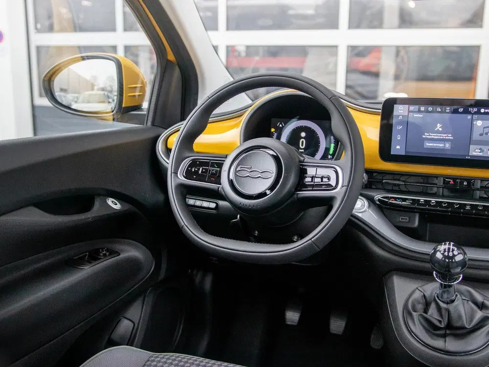 Fiat 500 Hybrid Torino Launch Edition uit 2026, foto 14