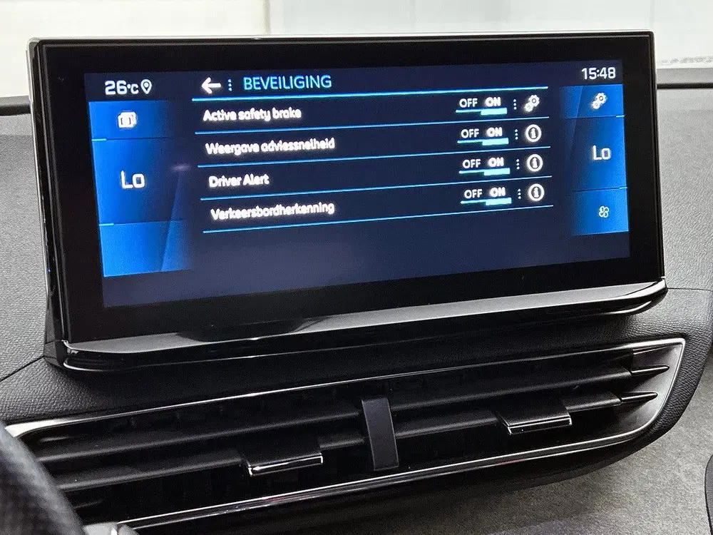 Peugeot 3008 Hybrid 145pk Automaat GT uit 2024, foto 15