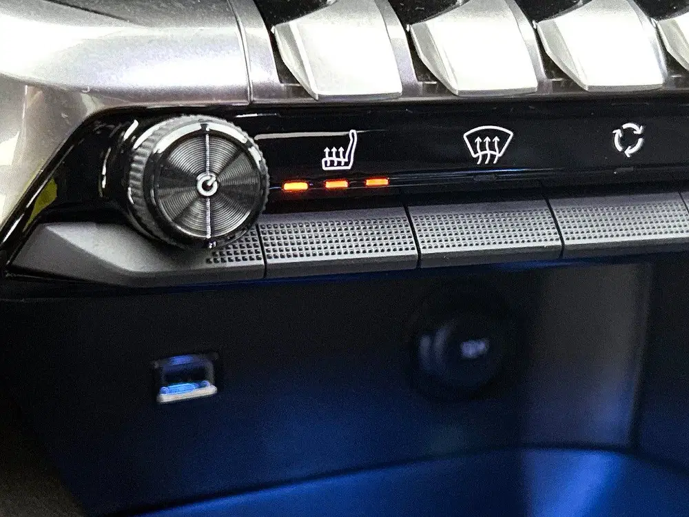 Peugeot 3008 Hybrid 145pk Automaat GT uit 2024, foto 7