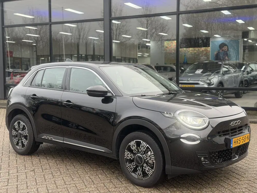 Fiat 600 Hybrid Urban Automaat uit 2025, foto 3