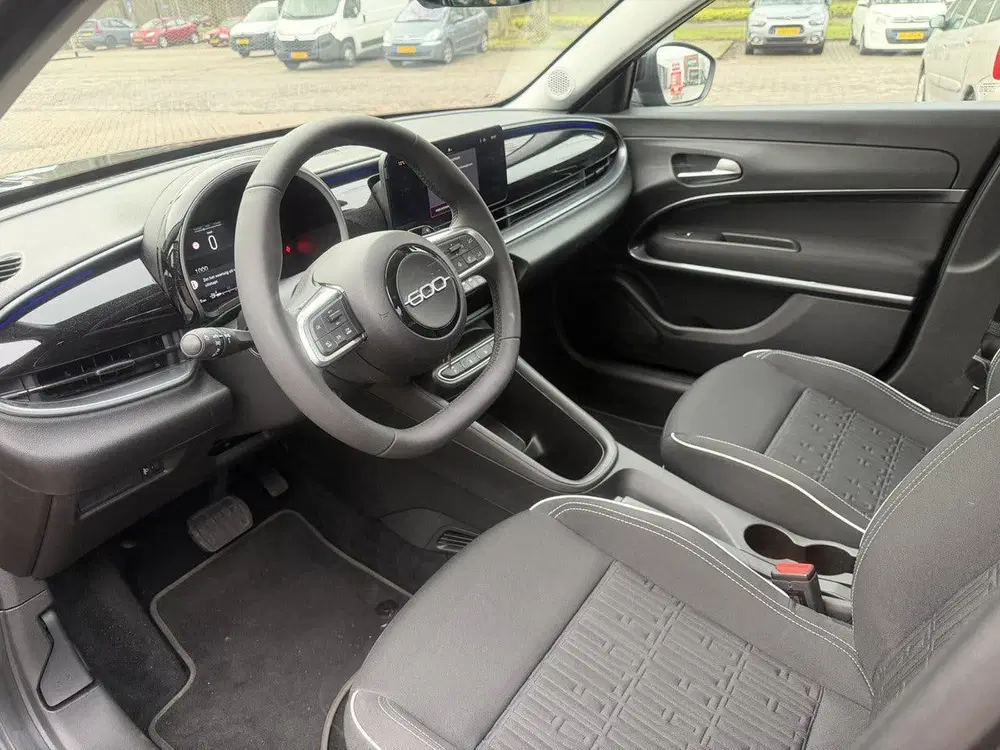 Fiat 600 Hybrid Urban Automaat uit 2025, foto 8
