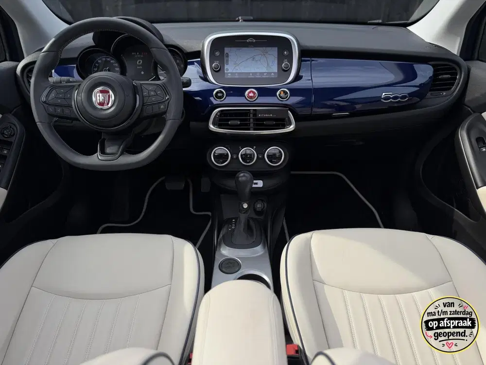 Fiat 500 1.5 Hybrid Yacht Club Capri Cabrio uit 2022, foto 2