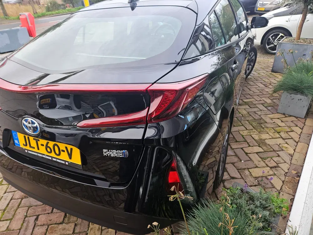 Toyota Prius 1.8 Plug-in Dynamic uit 2022, foto 12
