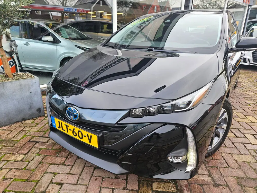 Toyota Prius 1.8 Plug-in Dynamic uit 2022, foto 3