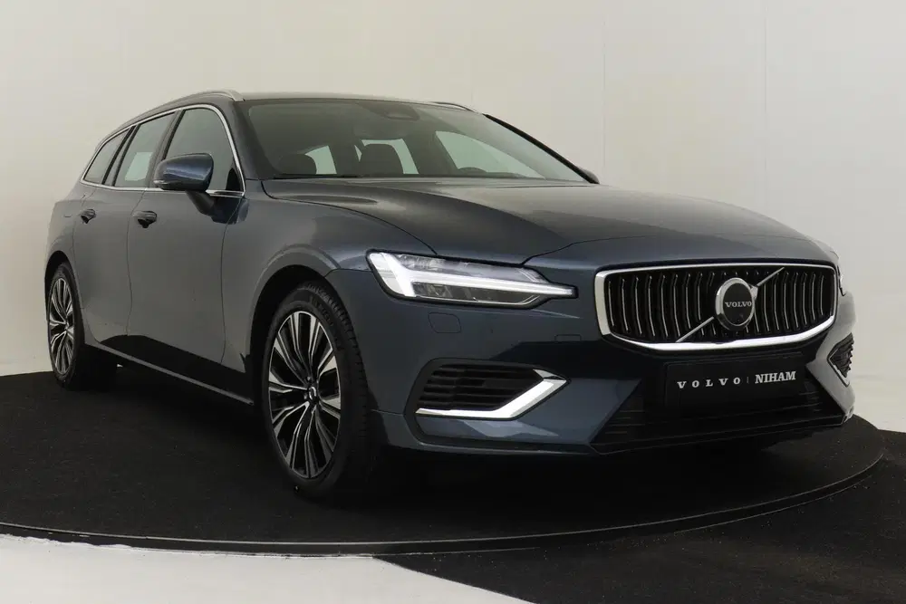 Volvo V60 T8 PLUG-IN HYBRID AWD PLUS PERFORMANCE ED. uit 2026, foto 11