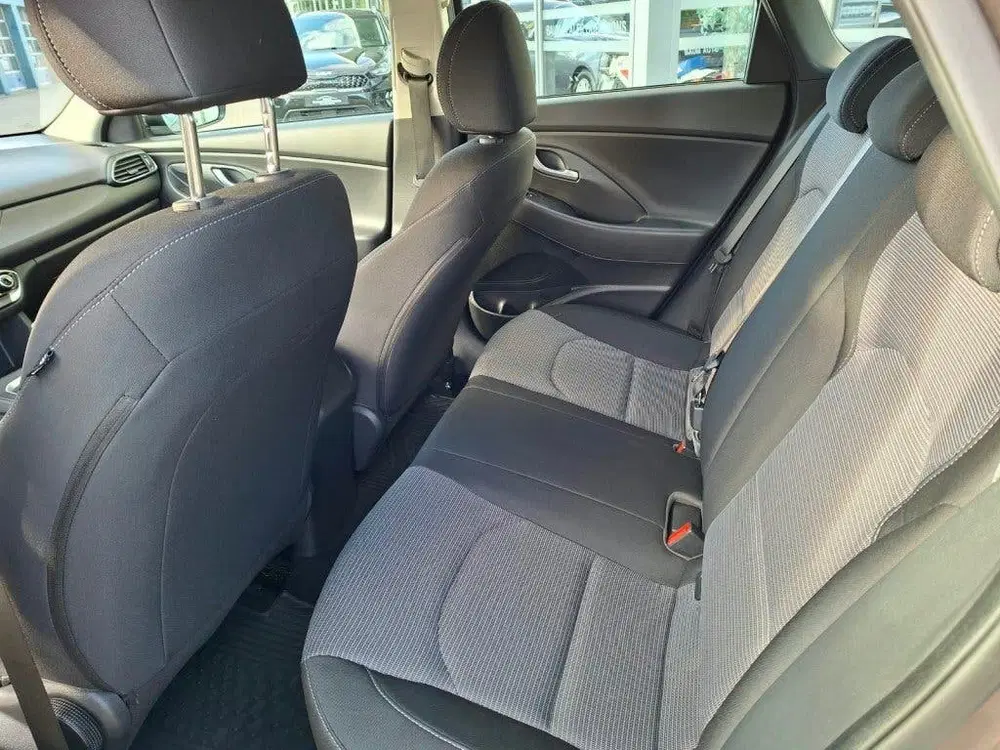 Hyundai i30 1.5 AIRCO 5DEURS CRUISECONTROL uit 2022, foto 10