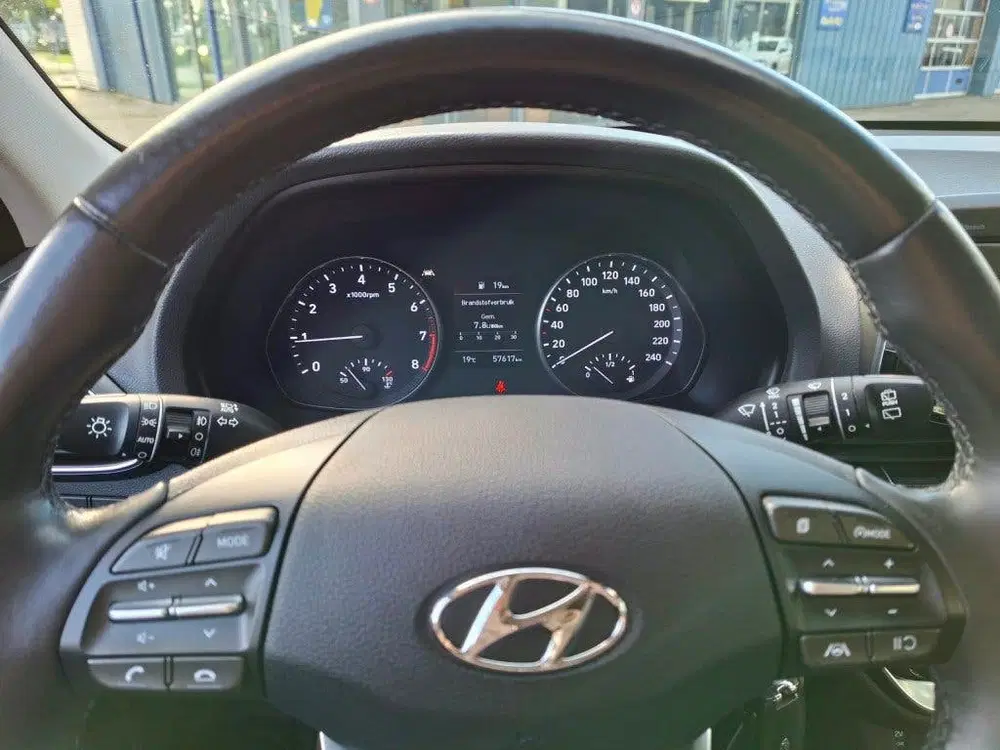 Hyundai i30 1.5 AIRCO 5DEURS CRUISECONTROL uit 2022, foto 15