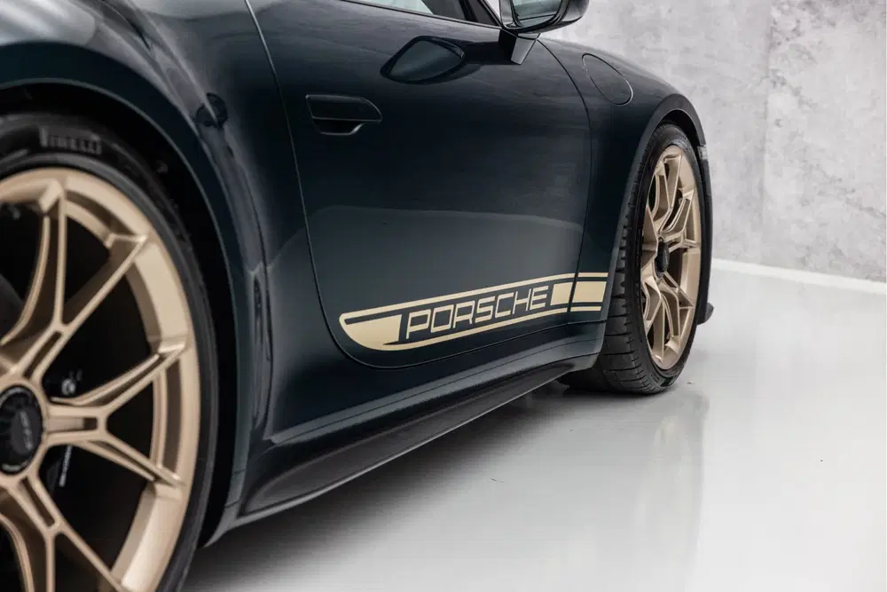 Porsche 911 992 4.0 GT3 uit 2022, foto 14