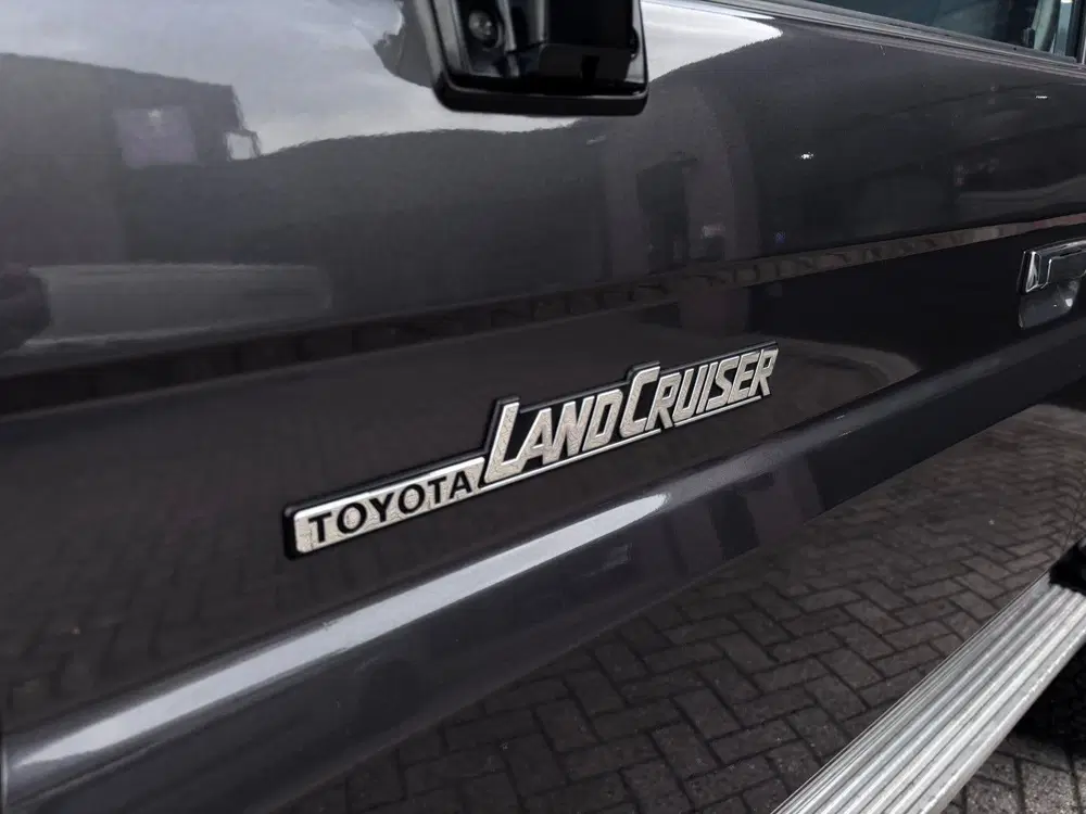 Toyota Land Cruiser 2023 Grijskenteken Als Nieuw uit 2023, foto 4