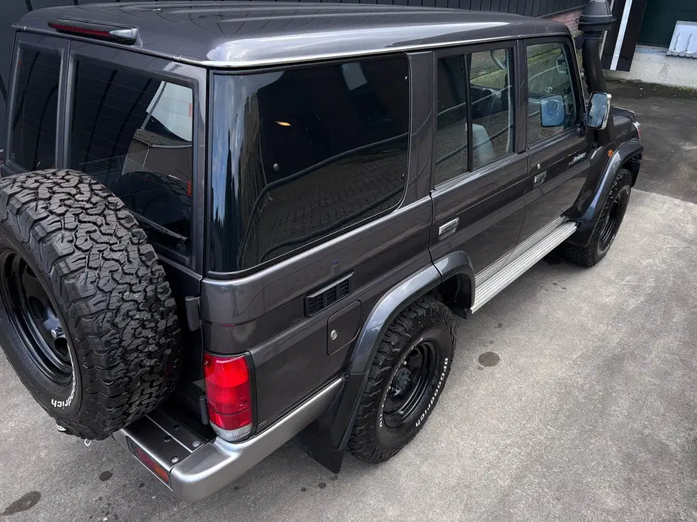Toyota Land Cruiser 2023 Grijskenteken Als Nieuw uit 2023, foto 6
