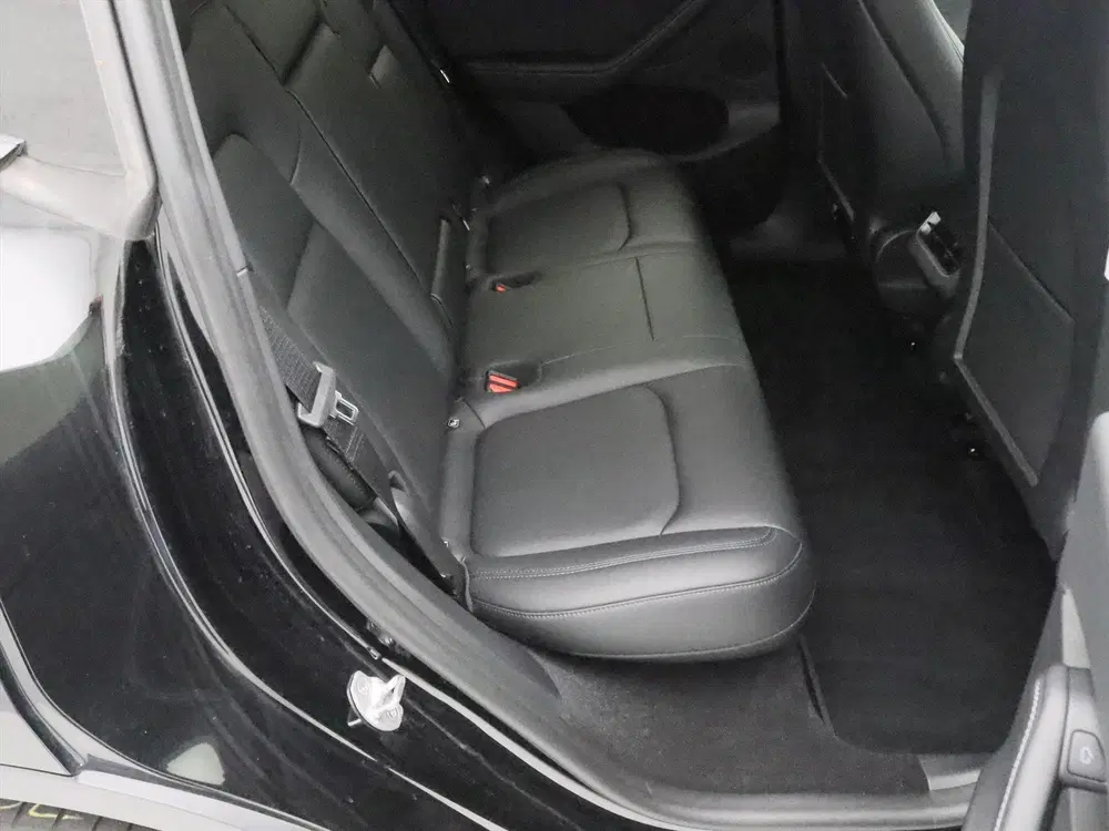 Tesla Model Y Standard RWD Plus 94.6% SoH [ AMD RYZEN+AU uit 2023, foto 15