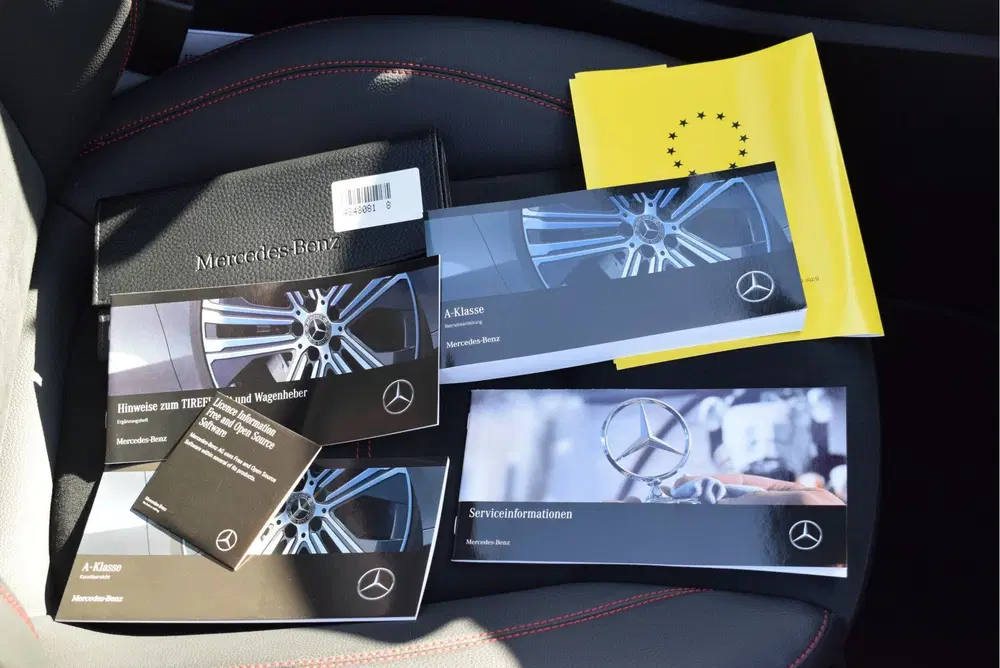 Mercedes-Benz A-Klasse 180 AMG Line Night-pakket Panoramadak uit 2024, foto 7
