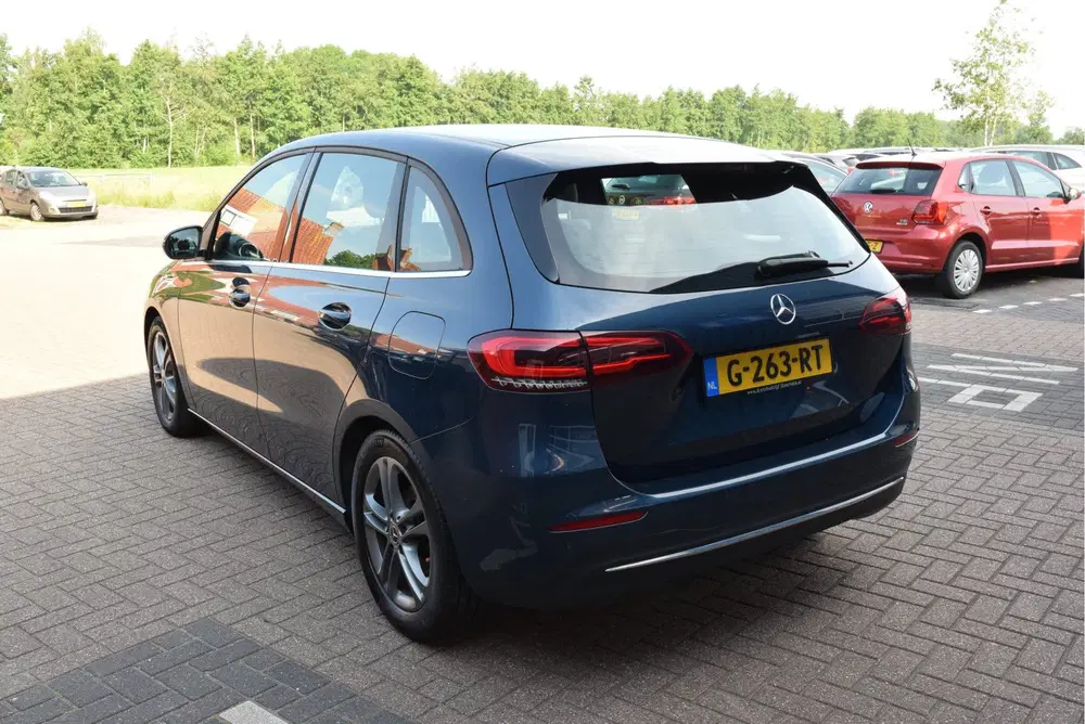 Mercedes-Benz B-Klasse 180 Premium Plus Adaptief Cruise-cont uit 2019, foto 3