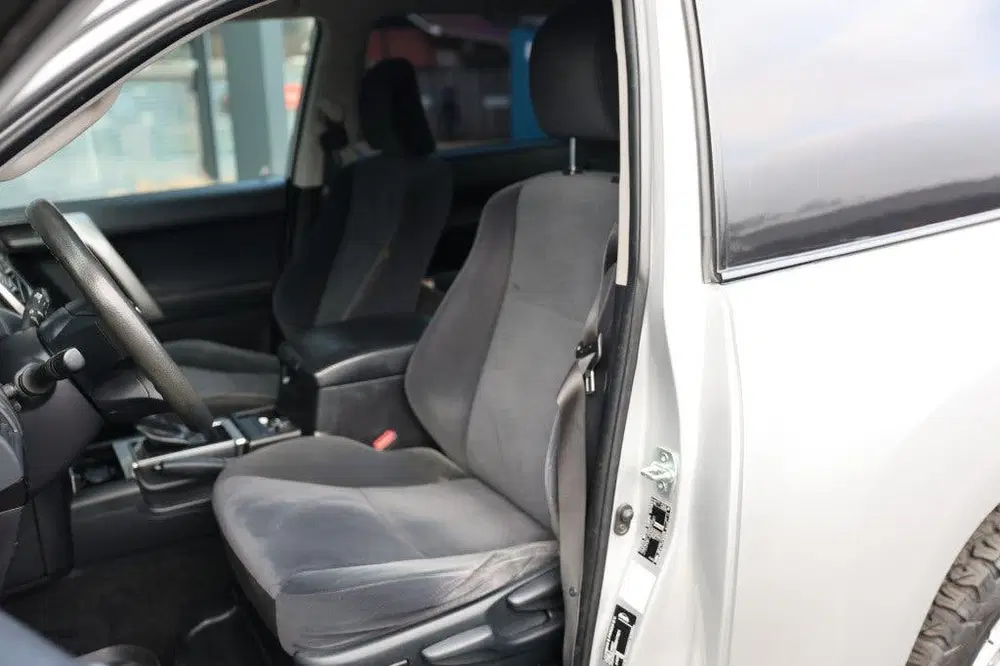 Toyota Land Cruiser 2.8 D-4D 3DRS COMFORT A uit 2023, foto 7