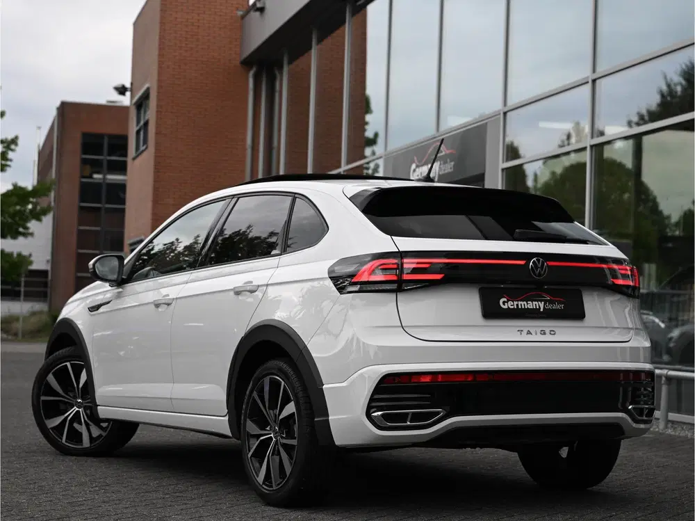 Volkswagen Taigo 1.0TSI R-Line Pano Beats-Audio IQ-Light Ca uit 2022, foto 2