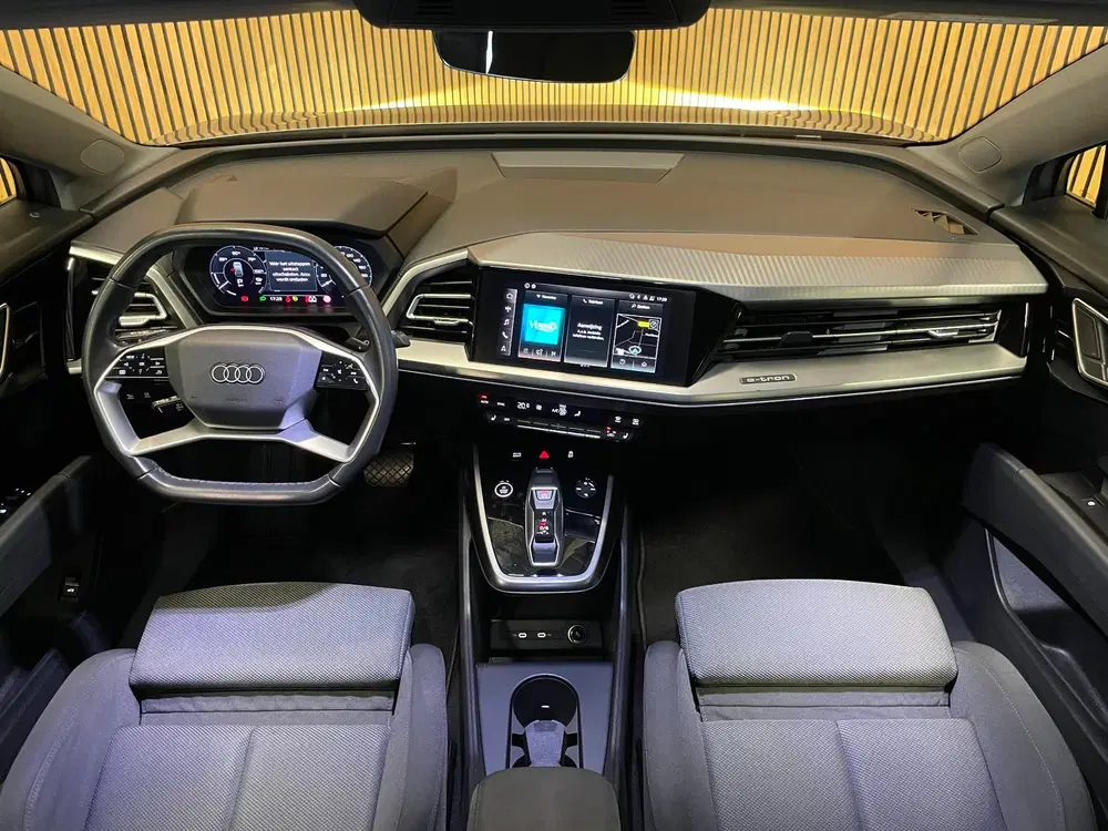 Audi Q4 e-tron 40 Advanced edition 77 kWh uit 2022, foto 6