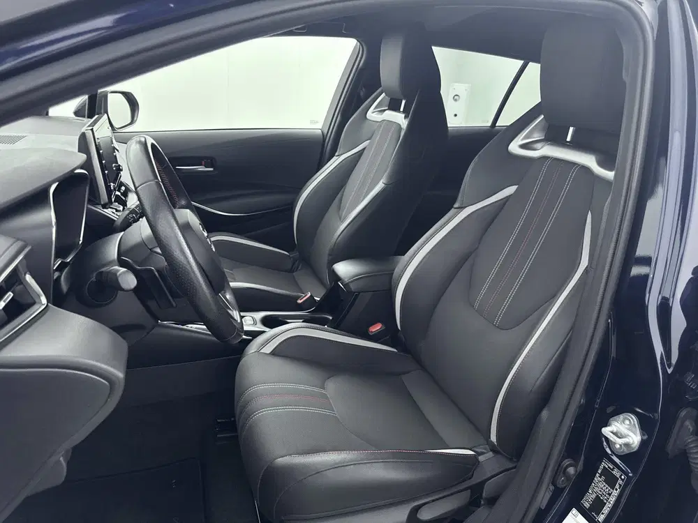 Toyota Corolla uit 2021, foto 4